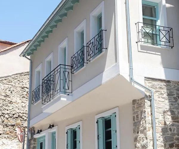 Agiopetra Lofts