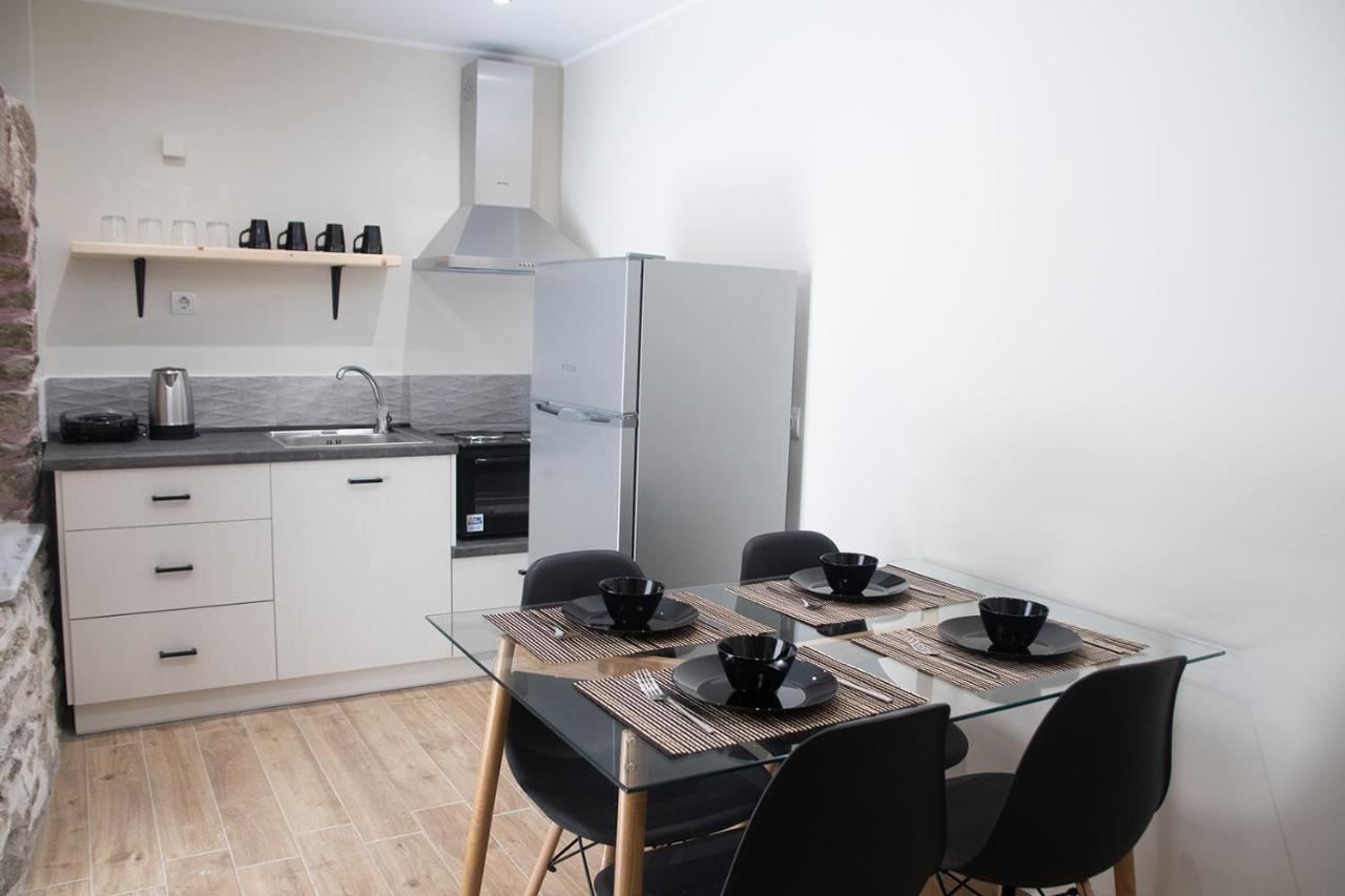 Agiopetra Lofts 公寓 *